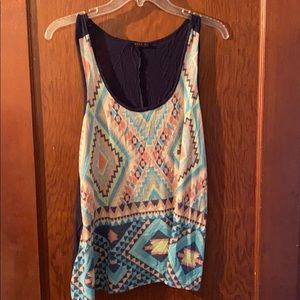 Aztec tank top with navy back never worn medium